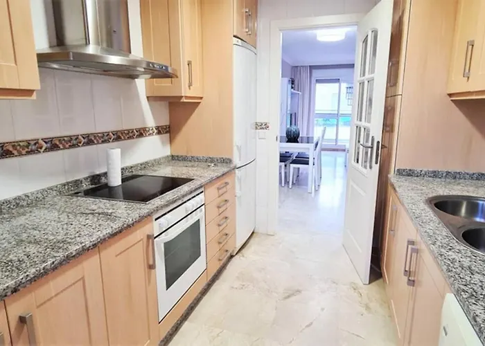 Luxury Penthouse With Ocean Views &private Jacuzzi * Estepona