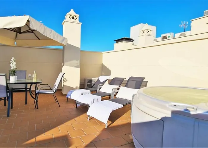 Luxury Penthouse With Ocean Views &private Jacuzzi Apartment Estepona
