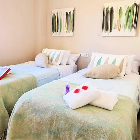 Luxury Penthouse With Ocean Views &private Jacuzzi *