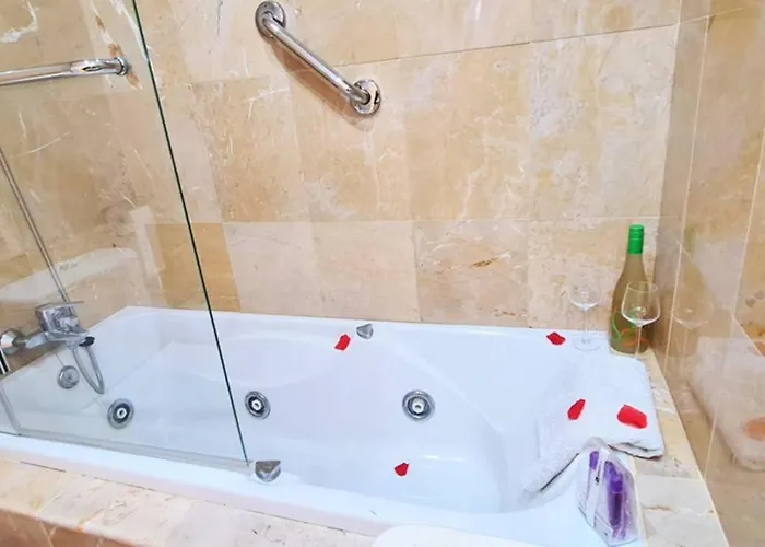 Luxury Penthouse With Ocean Views &private Jacuzzi Appartement *